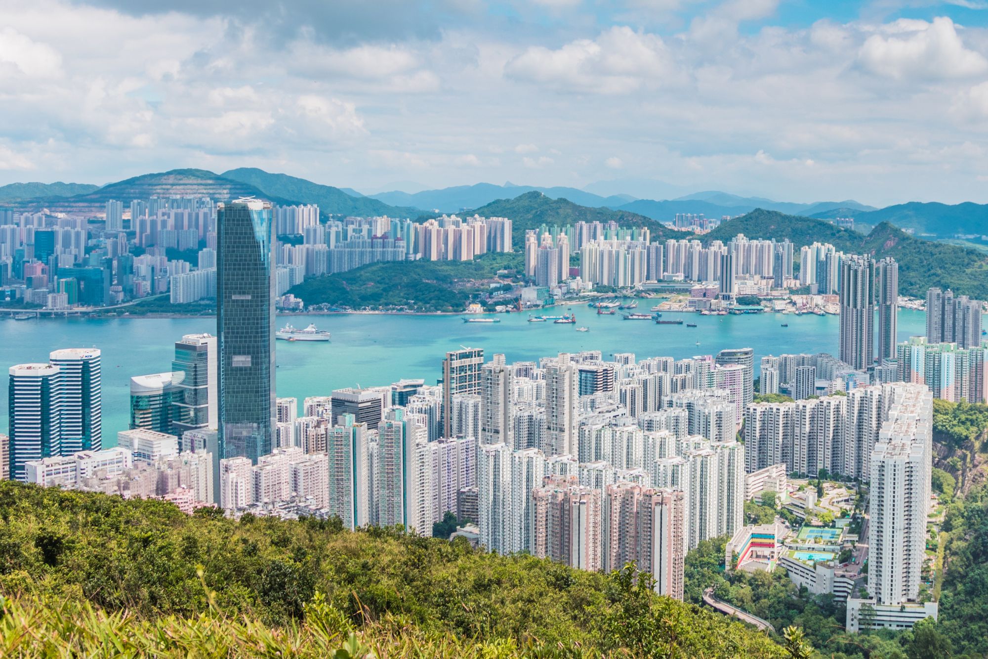 Shkp Secures Largest Hong Kong Real Estate Sll The Asset